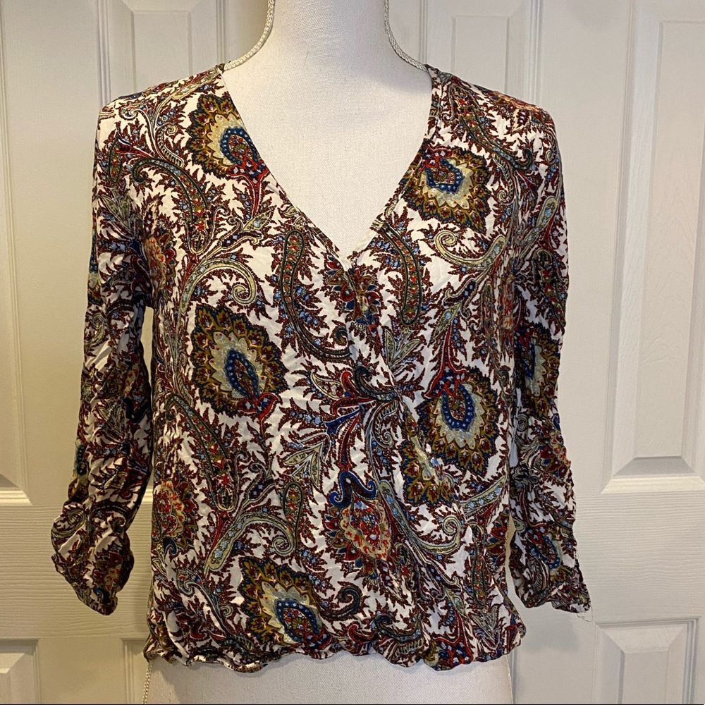 Forever 21 wrap multi color print top size M